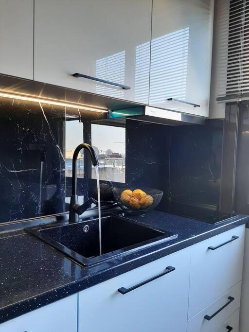 Thesstay Attica Downtown Boutique Apartment Солун Екстериор снимка